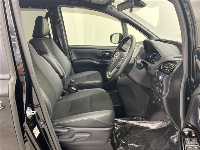 Toyota NOAH 2020 8193193-6