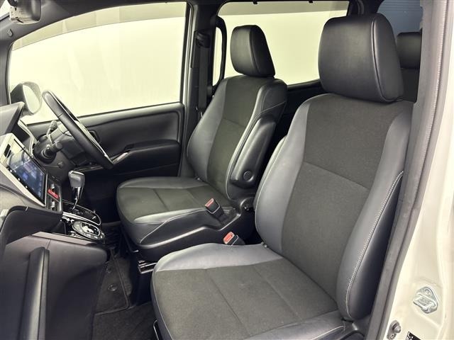 Toyota NOAH 2020 8193195-6