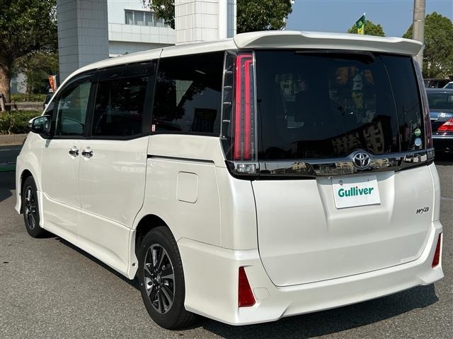 Toyota NOAH 2018 8193197-13