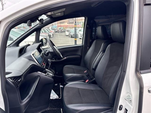Toyota NOAH 2018 8193198-10