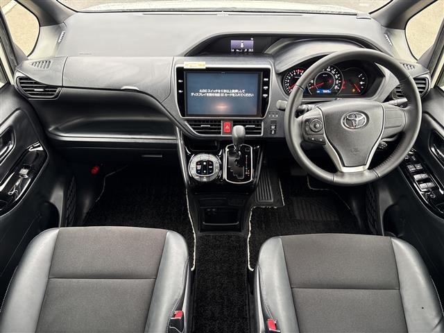 Toyota NOAH 2018 8193198-14