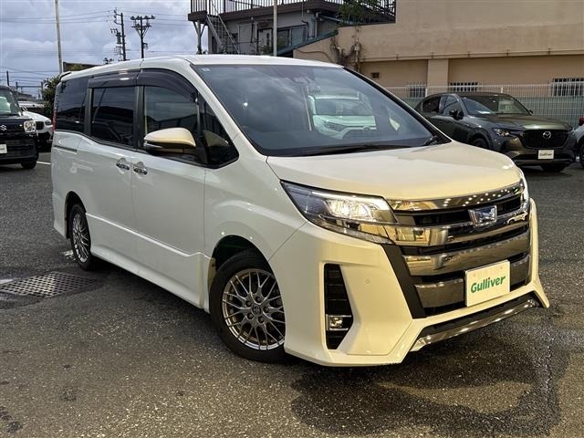 Toyota NOAH 2020 8193202-15