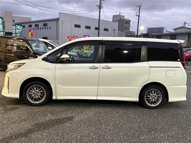 Toyota NOAH 2020 8193202-18