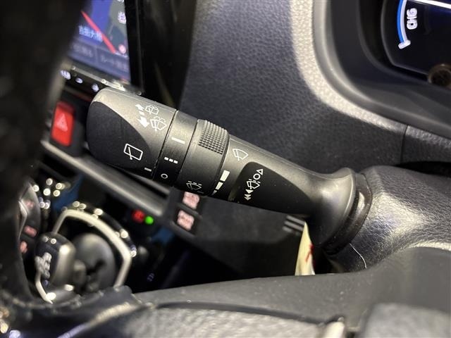Toyota NOAH 2020 8193202-4