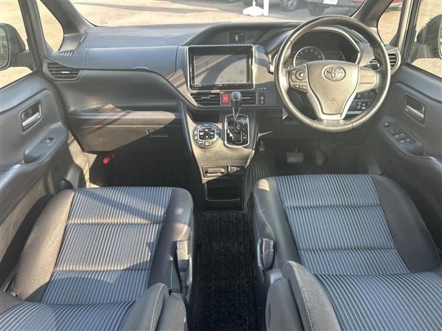 Toyota NOAH 2014 8193203-14