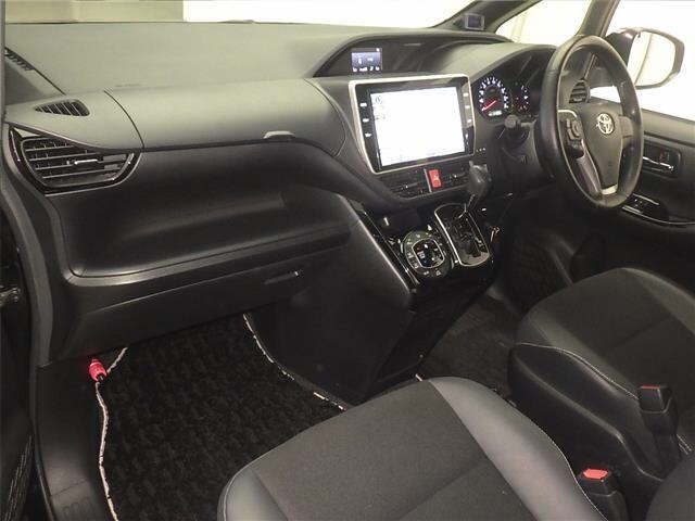Toyota NOAH 2020 8193244-4