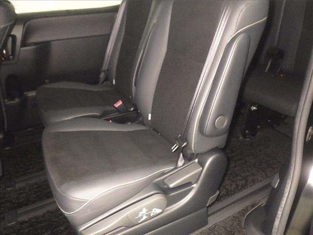 Toyota NOAH 2020 8193244-7