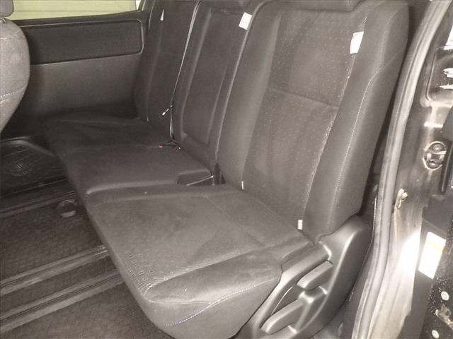 Toyota NOAH 2016 8193255-7