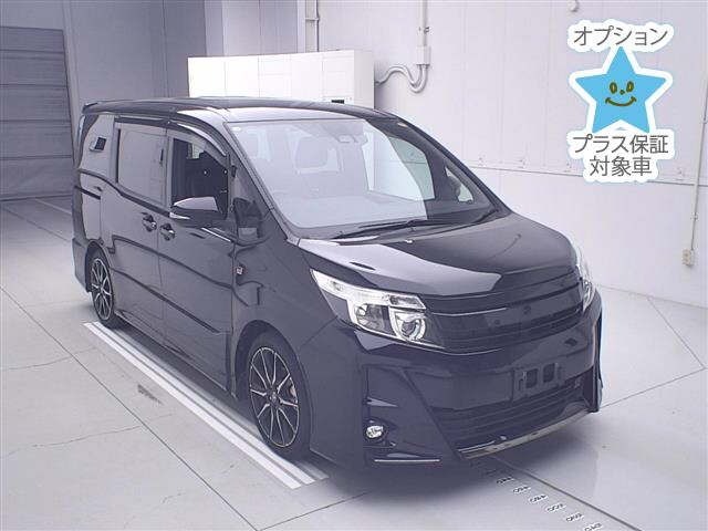 Toyota NOAH 2021 8193256-0