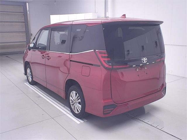 Toyota NOAH 2023 8193259-1