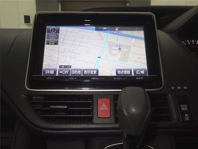 Toyota NOAH 2015 8193260-6