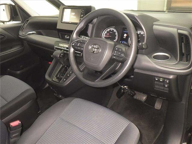 Toyota NOAH 2023 8193261-3