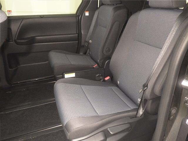 Toyota NOAH 2023 8193261-7