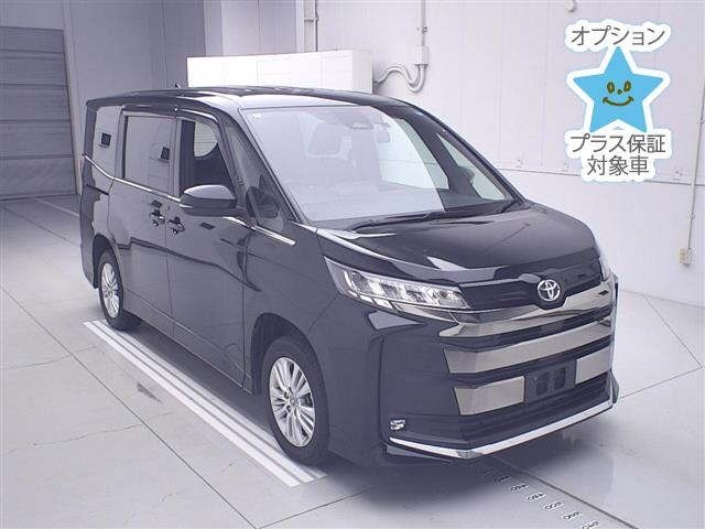 Toyota NOAH 2022 8193268-0