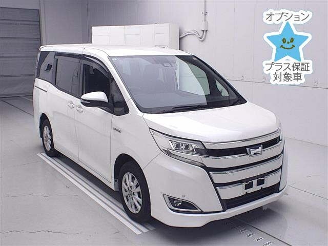 Toyota NOAH 2017 8193270-0