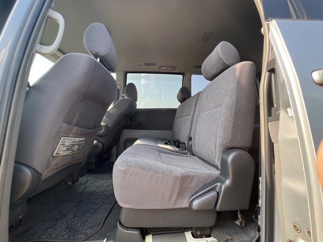 Toyota NOAH 2004 8193295-10
