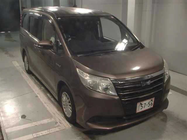 Toyota NOAH 2014 8193307-0