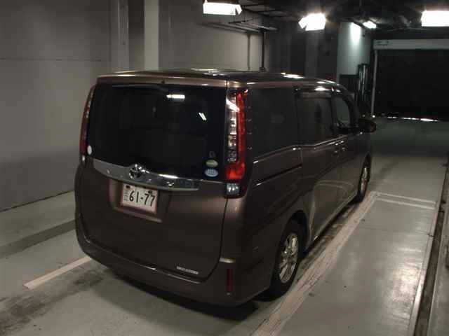 Toyota NOAH 2015 8193312-5