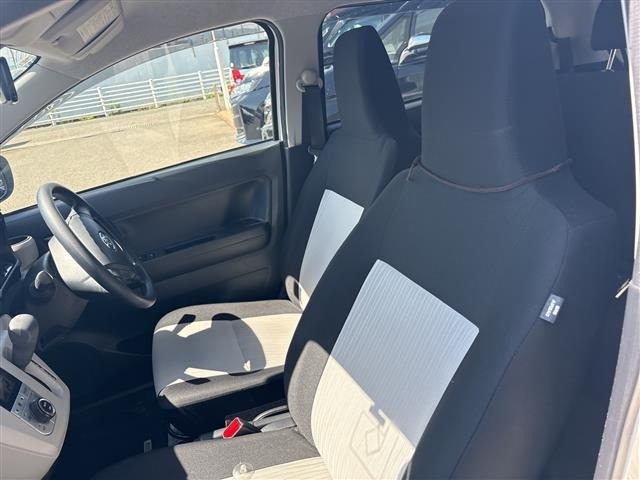 Toyota PIXIS EPOCH 2017 8190420-10