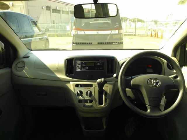 Toyota PIXIS EPOCH 2014 8190422-8