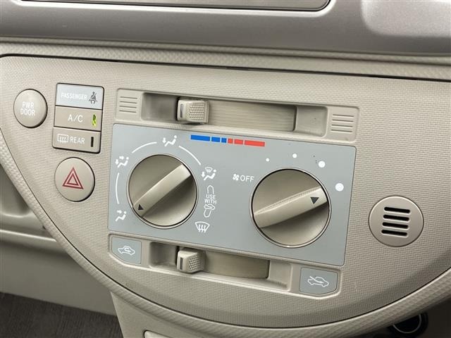 Toyota PORTE 2012 8190372-1
