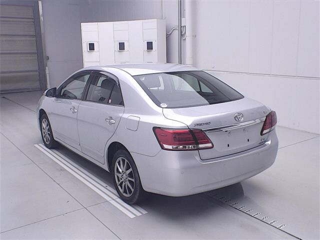 Toyota PREMIO 2020 8189238-1