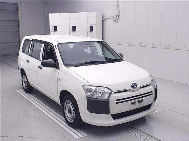 Toyota PROBOX VAN 2021 8186550-0