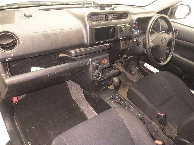 Toyota PROBOX VAN 2021 8186554-4