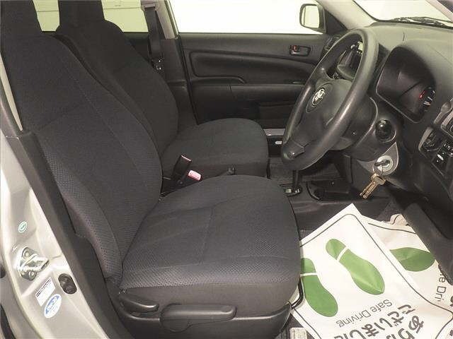 Toyota PROBOX 2009 8189697-5