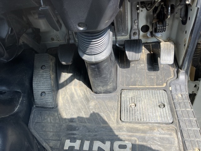 Hino RANGER 2015 8179868-4