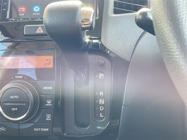 Nissan ROOX 2012 8192394-5