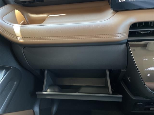 Nissan ROOX 2025 8192399-2