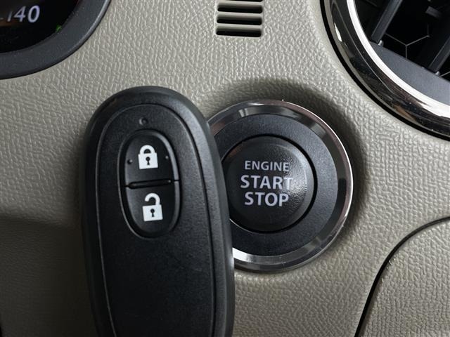 Nissan ROOX 2011 8192405-1