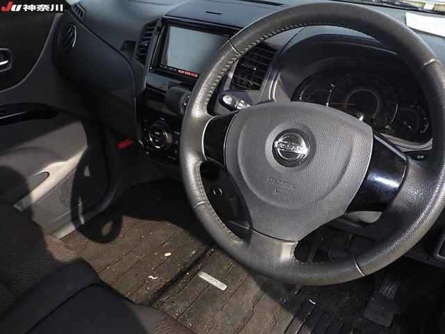 Nissan ROOX 2012 8192434-6