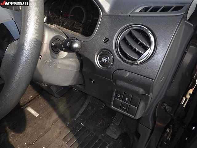 Nissan ROOX 2012 8192434-7