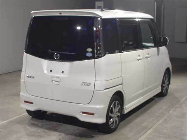Nissan ROOX 2011 8192435-1