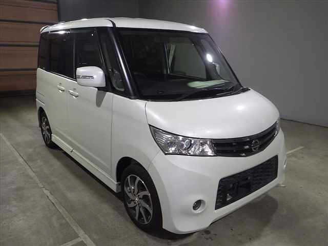 Nissan ROOX 2011 8192435-3