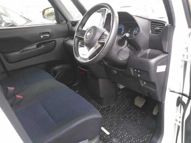 Nissan ROOX 2023 8192451-3