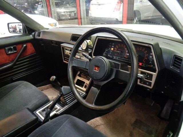 Nissan SKYLINE 1984 8191949-2