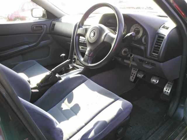 Nissan SKYLINE 2000 8192014-3