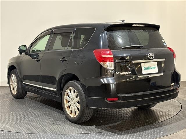 Toyota VANGUARD 2010 8192302-6