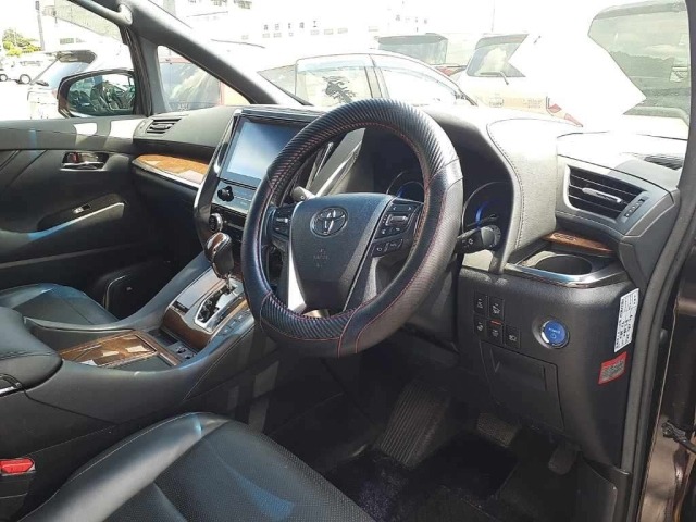 Toyota VELLFIRE 2015 8190411-9