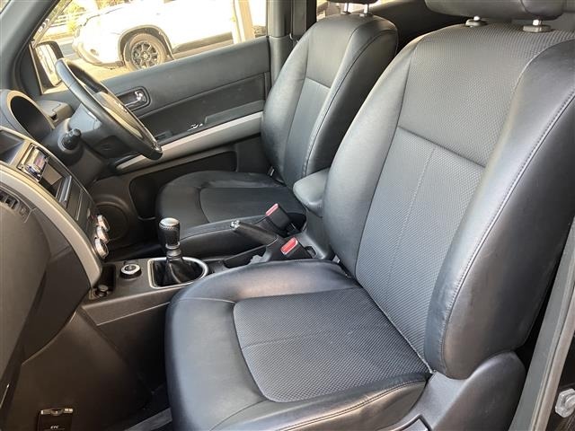 Nissan X-TRAIL 2015 8191918-11