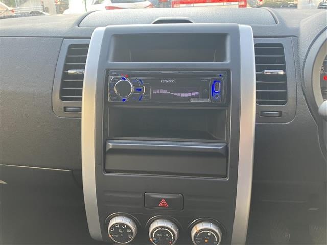 Nissan X-TRAIL 2015 8191918-16