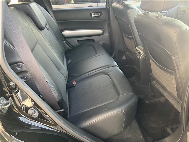 Nissan X-TRAIL 2015 8191918-21