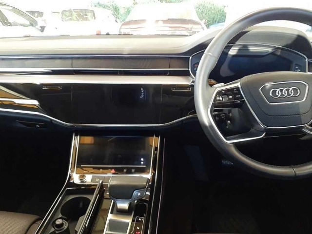 Audi A8 2019 8212620-9