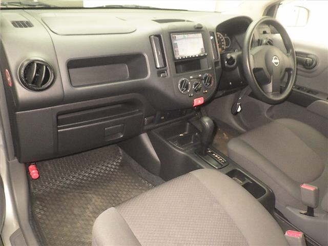 Nissan AD VAN 2021 8195693-4