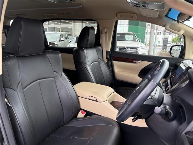 Toyota ALPHARD 2016 8205962-1
