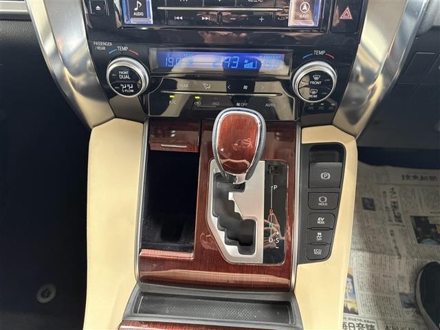 Toyota ALPHARD 2016 8205962-10