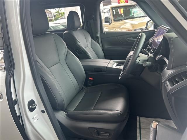 Toyota ALPHARD 2024 8205980-12